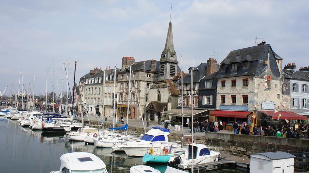 Le Charme A La Francaise Leilighet Honfleur Rom bilde